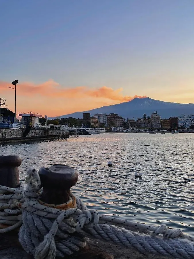 Luna Rossa location